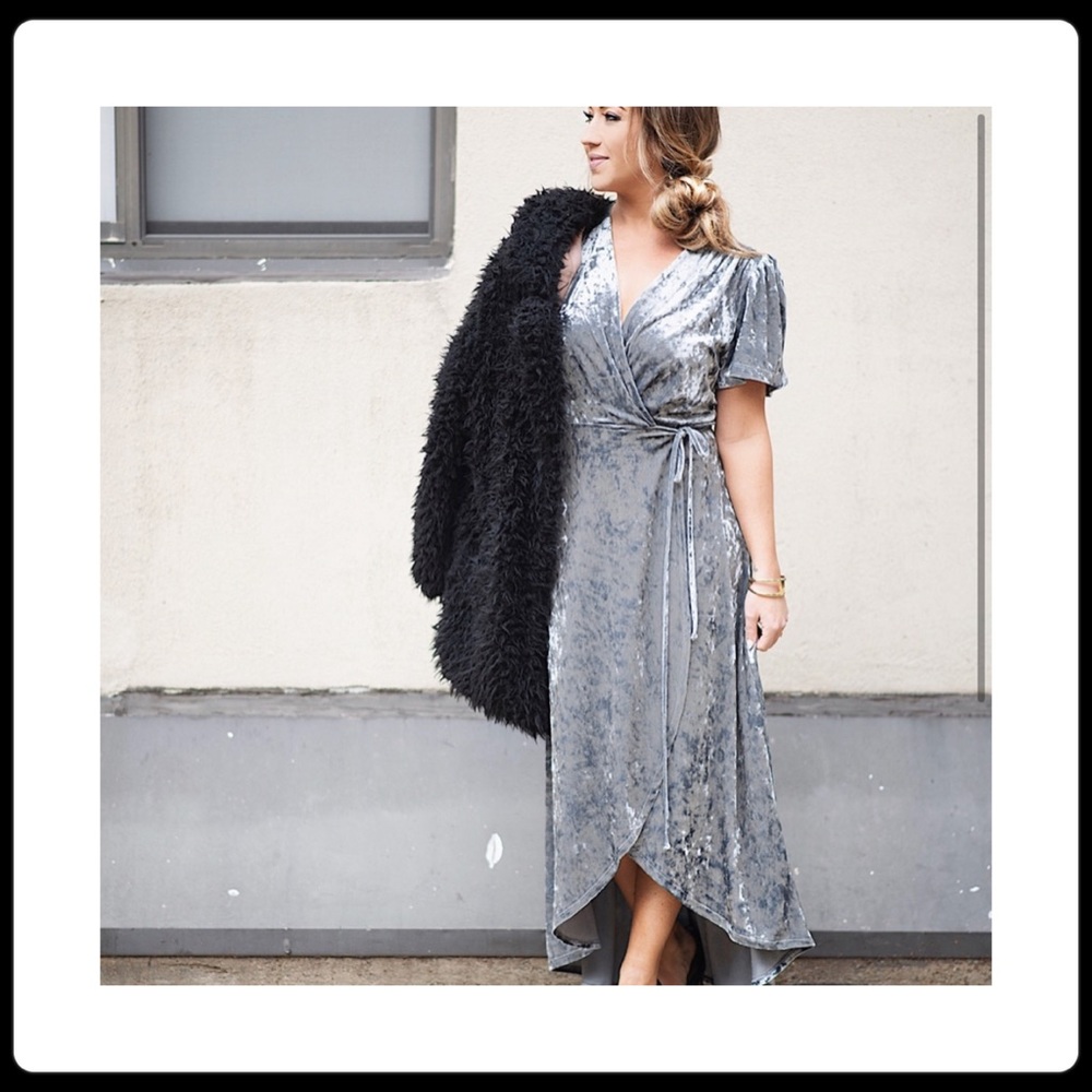 Silver/Blue Velvet Tie Waist Dress - Large